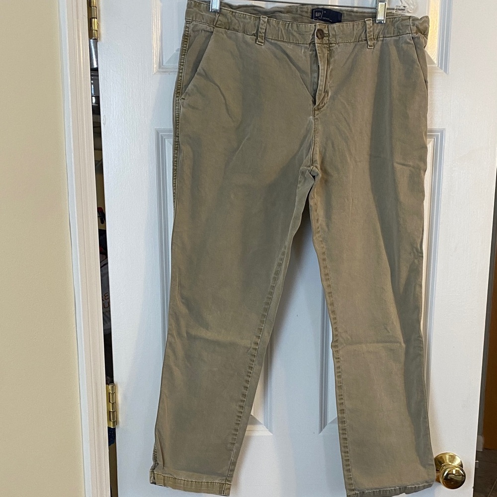 GAP Women’s Khaki Chinos